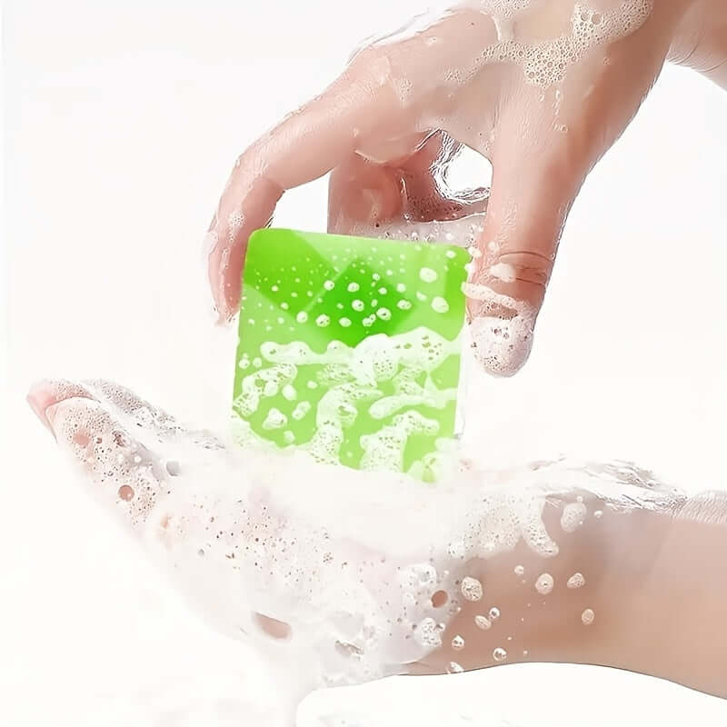 Aloe Vera Soap – Natural Cleansing & Skin Care, handmade plant soap in green packaging, 100g.